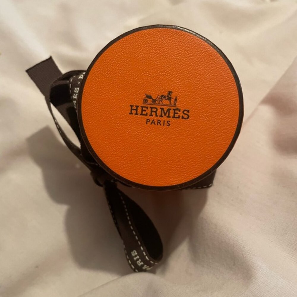 🐎Hermes Silk Twilly🐎 - Picture 8 of 11
